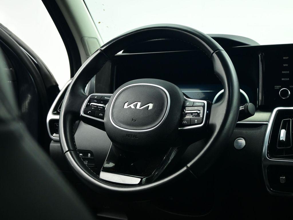 used 2023 Kia Sorento car, priced at $25,712