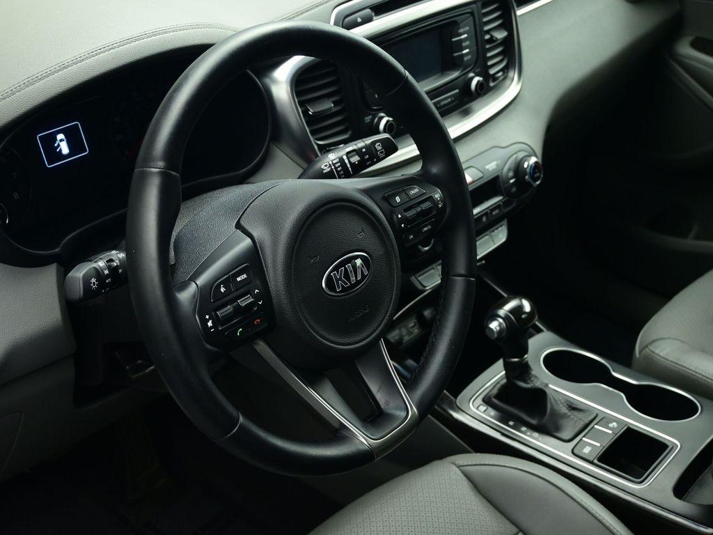 used 2016 Kia Sorento car, priced at $14,075