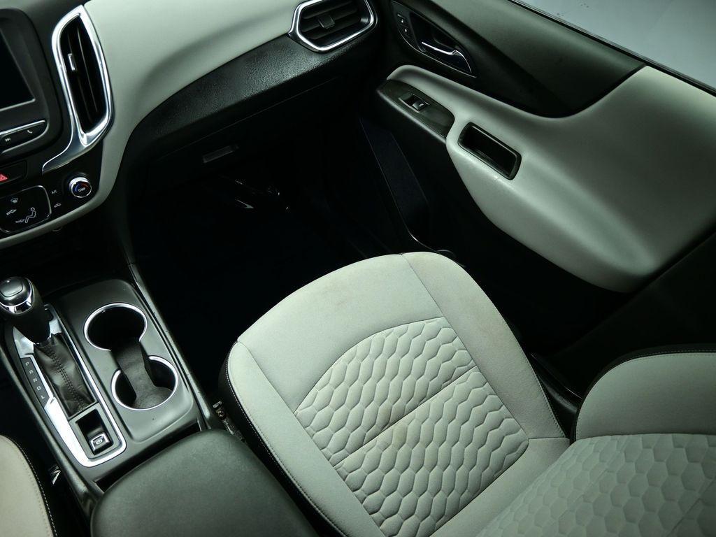 used 2021 Chevrolet Equinox car, priced at $17,211