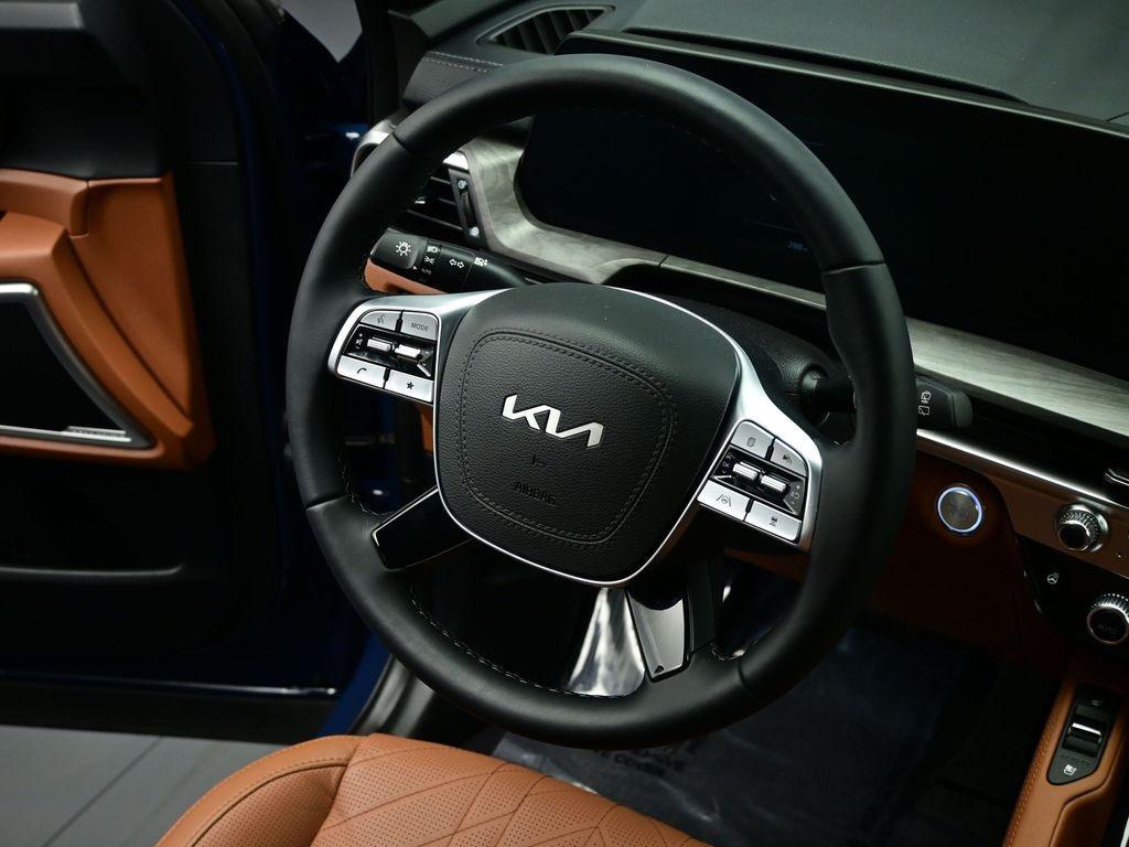 used 2025 Kia Telluride car, priced at $42,999
