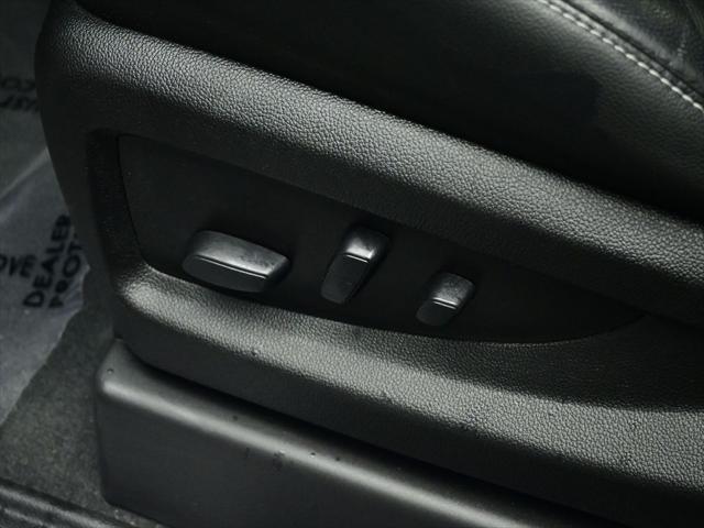 used 2020 GMC Yukon car, priced at $34,999