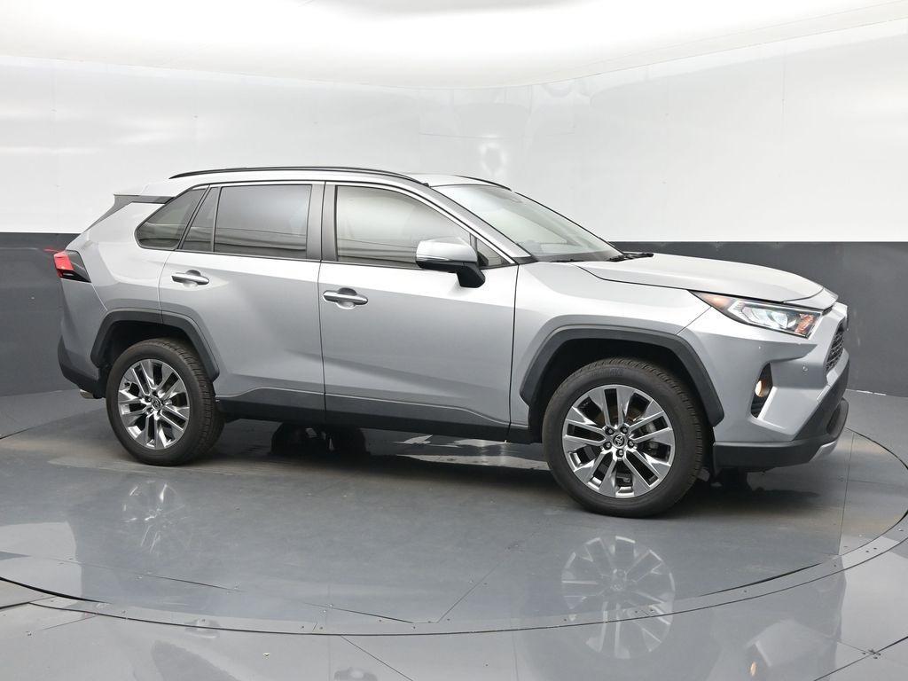 used 2020 Toyota RAV4 car, priced at $25,552