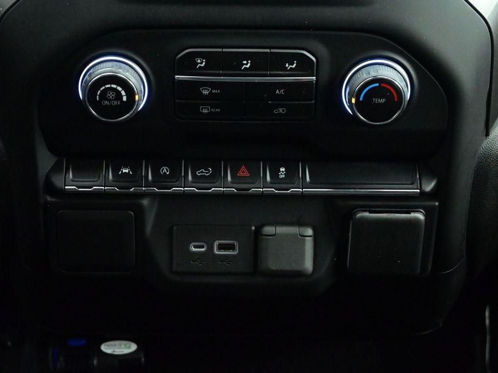 used 2022 Chevrolet Silverado 1500 car, priced at $35,567