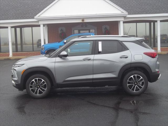 new 2025 Chevrolet TrailBlazer car, priced at $29,109