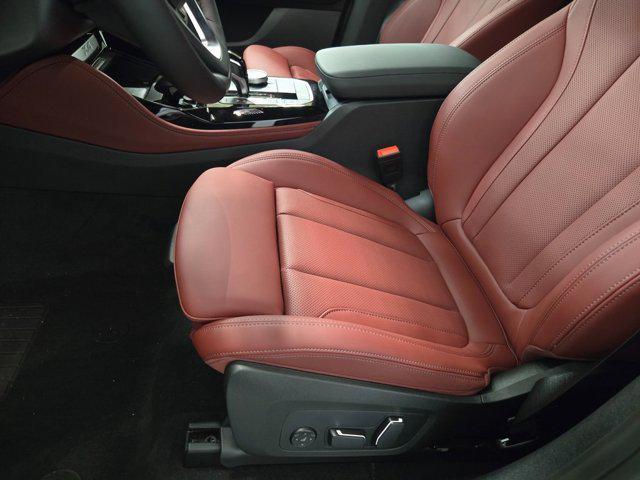 new 2025 BMW X4 car, priced at $59,125