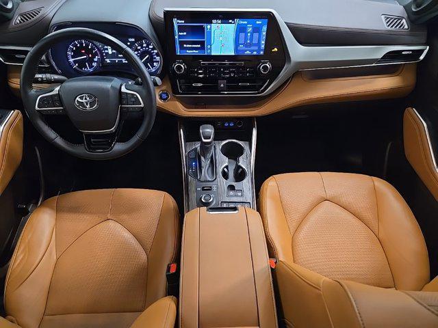 used 2022 Toyota Highlander car, priced at $32,988