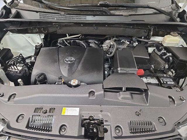 used 2018 Toyota Highlander car, priced at $21,688