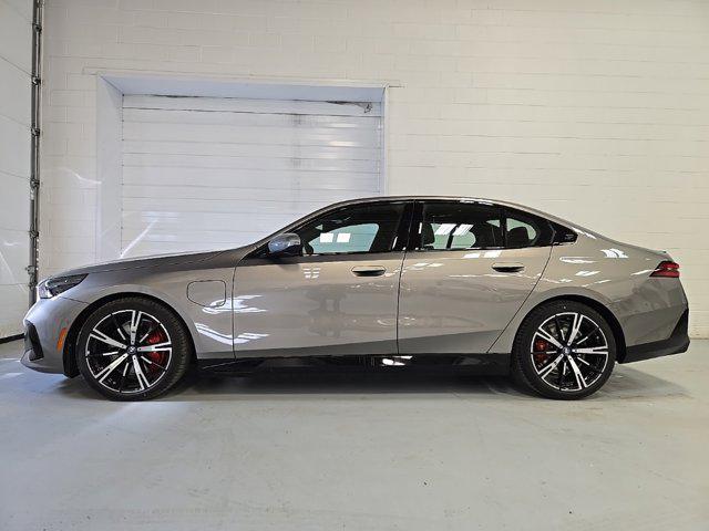 new 2025 BMW 550e car, priced at $81,375