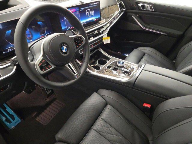 new 2025 BMW X7 car, priced at $117,225