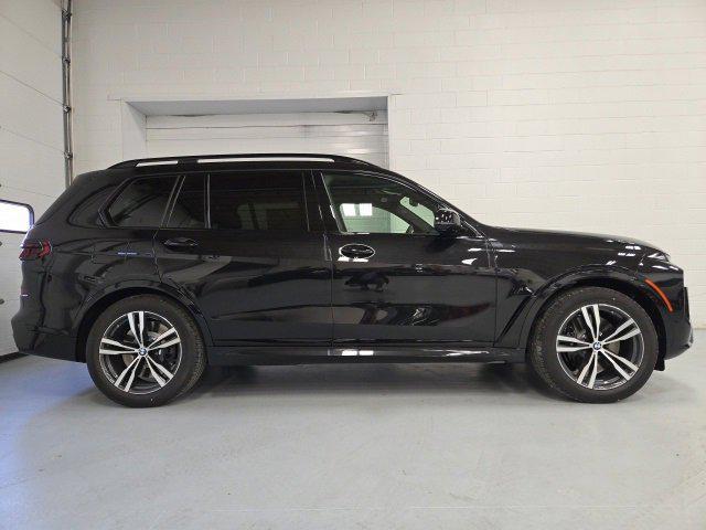 new 2025 BMW X7 car, priced at $117,225