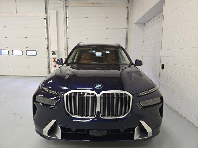 new 2025 BMW X7 car, priced at $96,425