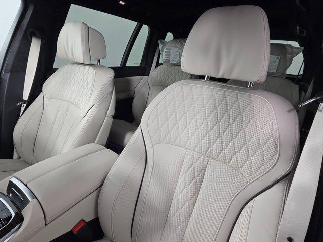 new 2026 BMW X7 car, priced at $101,425