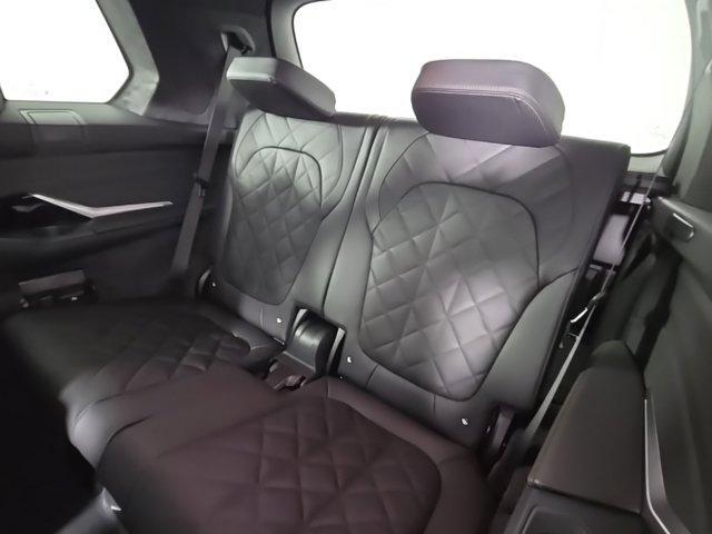 new 2026 BMW X7 car, priced at $98,125