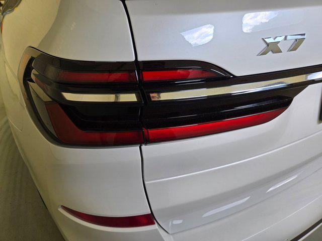 new 2026 BMW X7 car, priced at $119,275