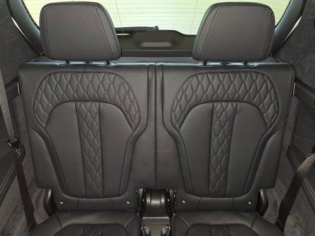 new 2026 BMW X7 car, priced at $119,275