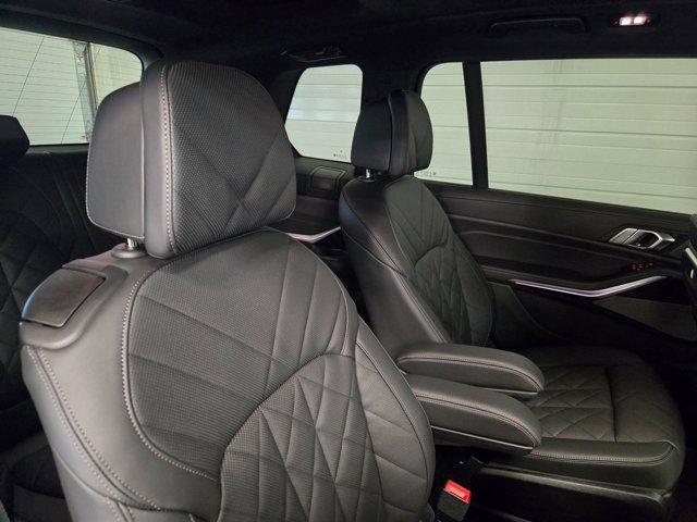new 2026 BMW X7 car, priced at $101,425