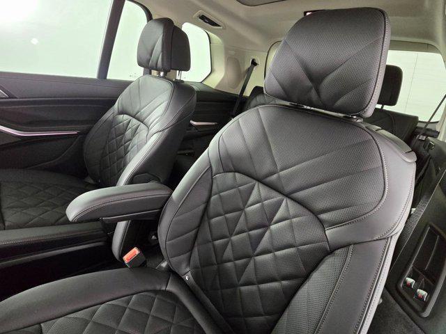 new 2026 BMW X7 car, priced at $96,575