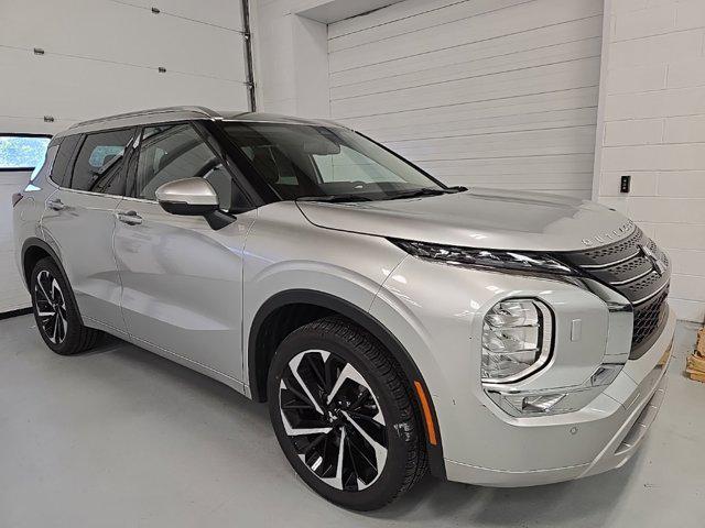 used 2023 Mitsubishi Outlander car, priced at $29,458