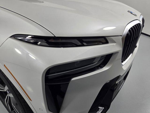 new 2026 BMW X7 car, priced at $122,125