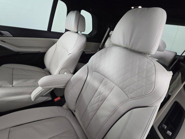 new 2026 BMW X7 car, priced at $122,125