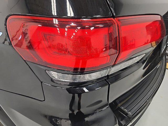 used 2018 Jeep Grand Cherokee car, priced at $16,248