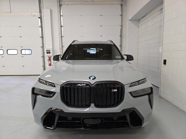 new 2025 BMW X7 car, priced at $119,425