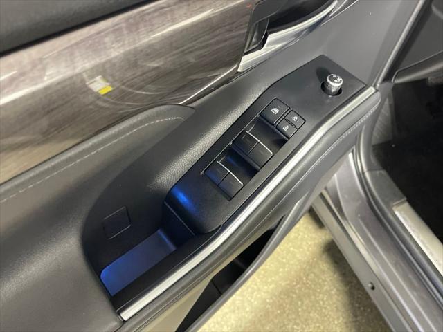 used 2022 Toyota Highlander Hybrid car, priced at $47,995