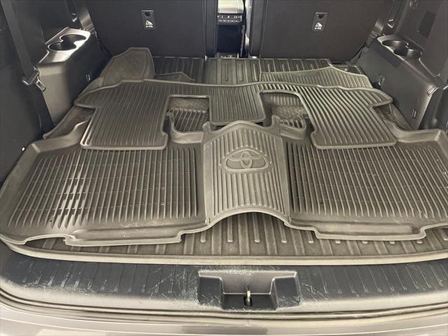 used 2022 Toyota Highlander Hybrid car, priced at $47,995