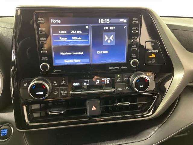 used 2022 Toyota Highlander car, priced at $35,998