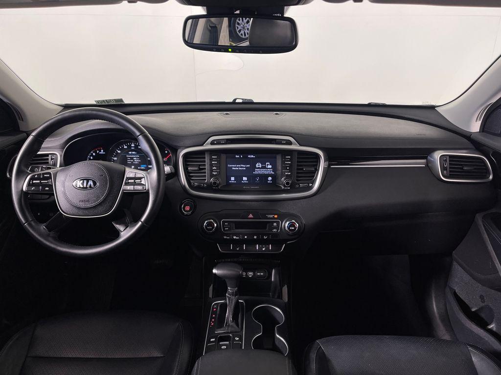 used 2019 Kia Sorento car, priced at $19,877
