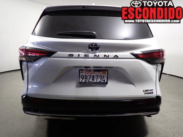 used 2022 Toyota Sienna car, priced at $45,498