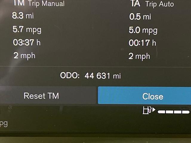 used 2023 Volvo XC40 car, priced at $31,995