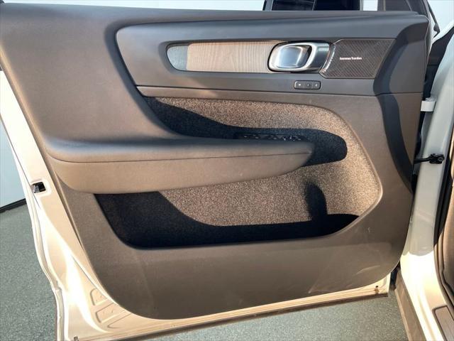 used 2023 Volvo XC40 car, priced at $31,995