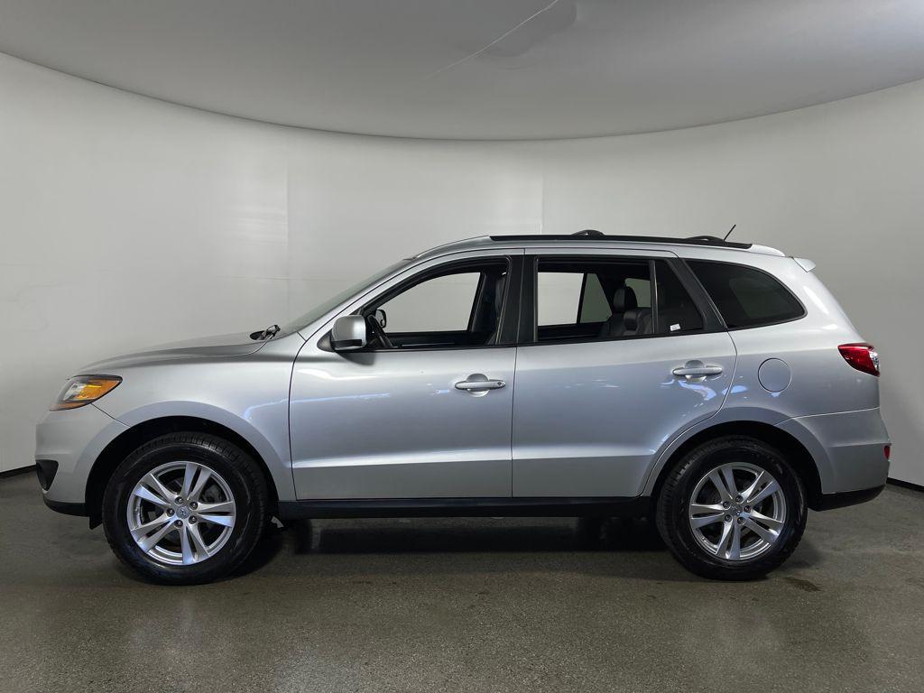 used 2011 Hyundai Santa Fe car, priced at $9,995