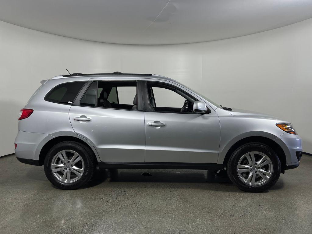 used 2011 Hyundai Santa Fe car, priced at $9,995