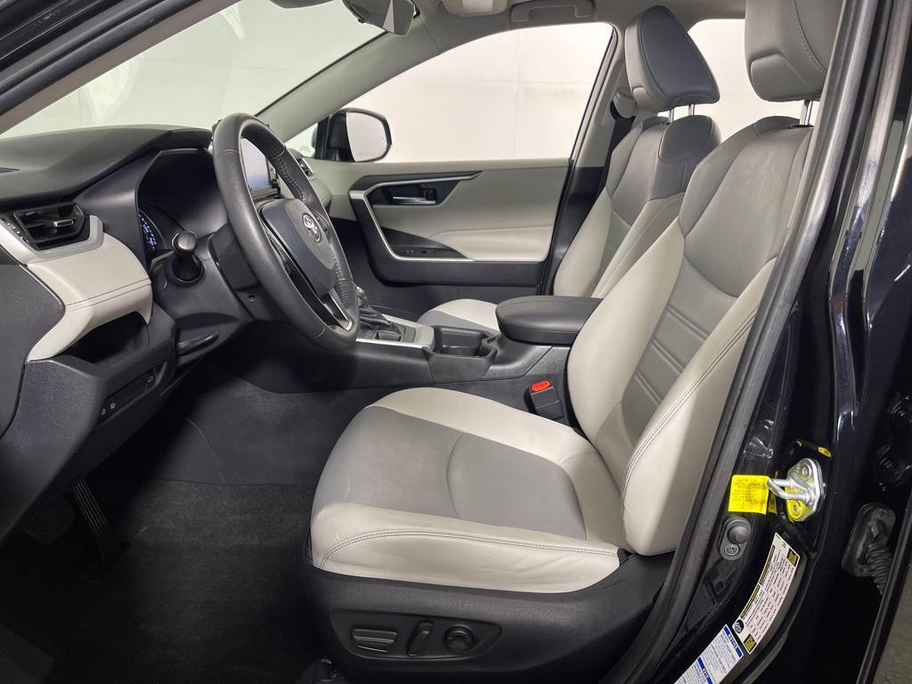 used 2021 Toyota RAV4 car, priced at $32,998