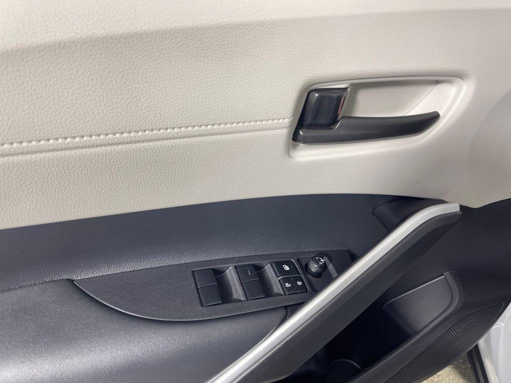 used 2025 Toyota Corolla Cross car, priced at $29,998