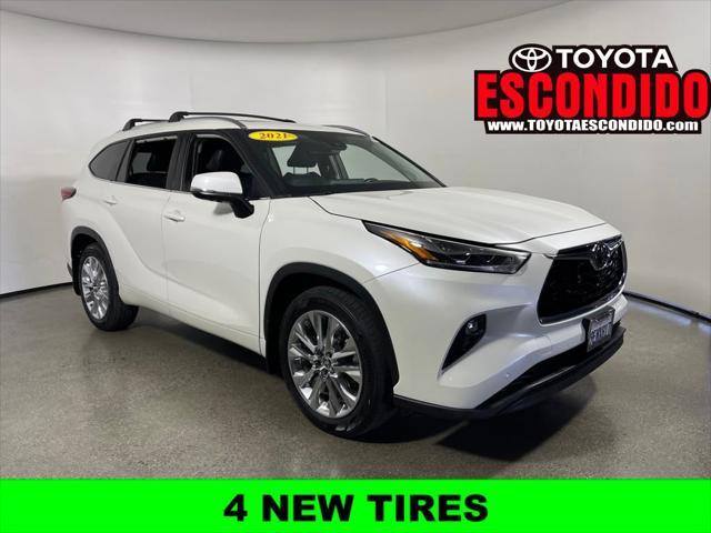 used 2021 Toyota Highlander car, priced at $34,998