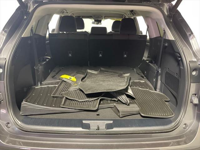 used 2022 Toyota Highlander car, priced at $33,998