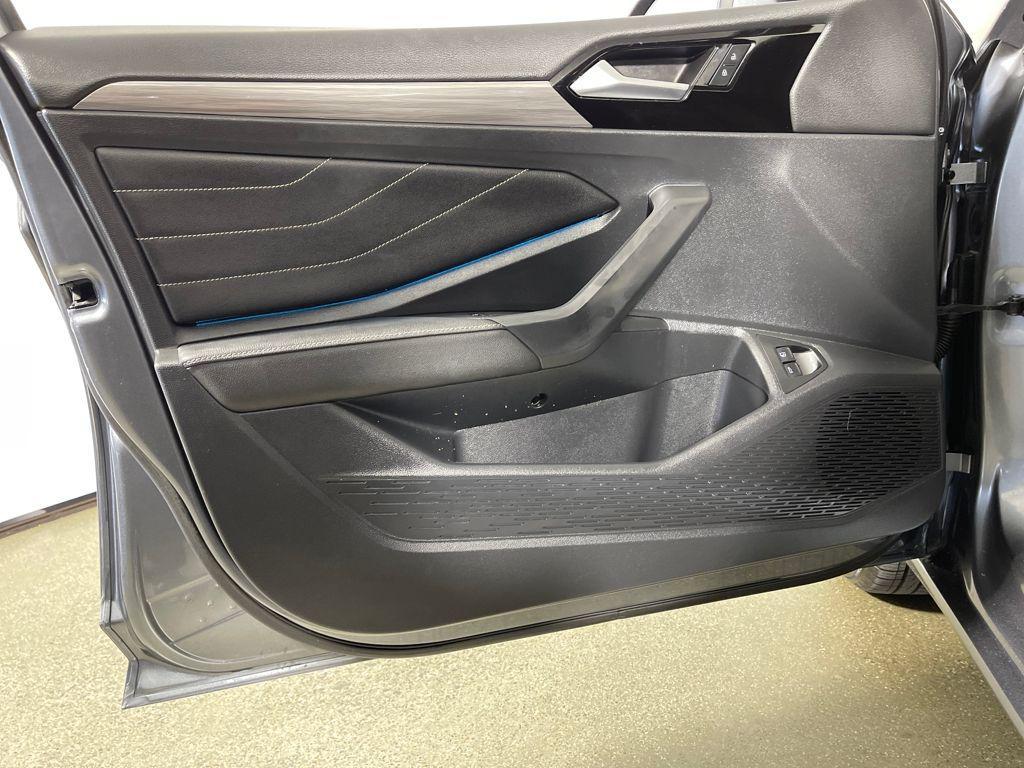 used 2022 Volkswagen Jetta car, priced at $19,998