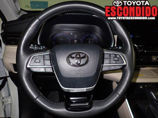 used 2023 Toyota Highlander car, priced at $41,995