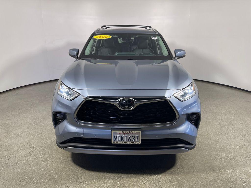 used 2022 Toyota Highlander car, priced at $43,977