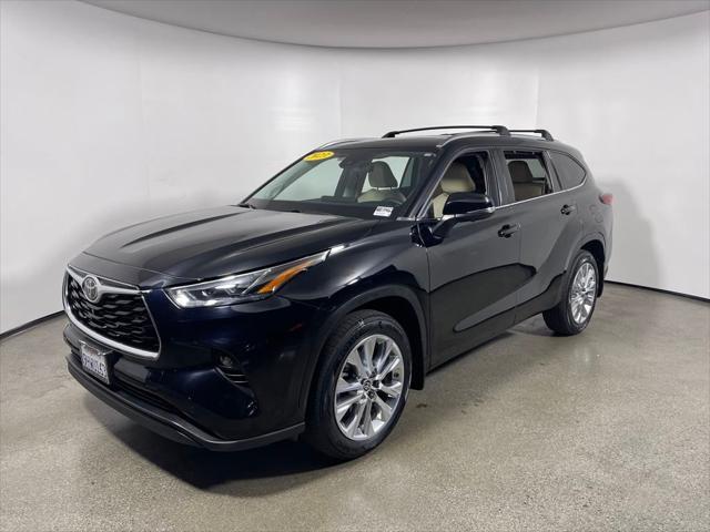 used 2023 Toyota Highlander car, priced at $44,498