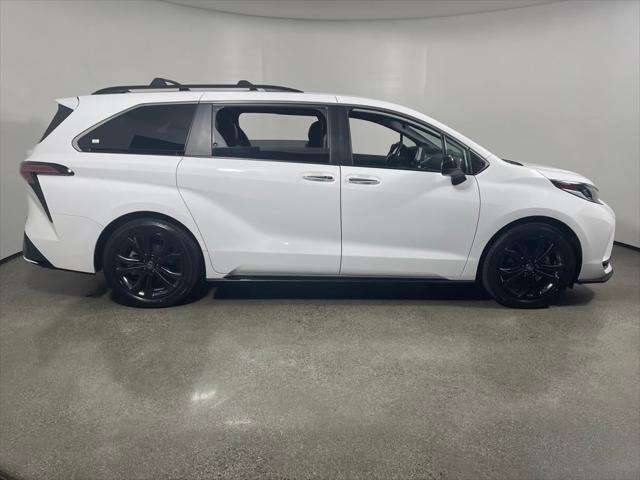 used 2022 Toyota Sienna car, priced at $43,998