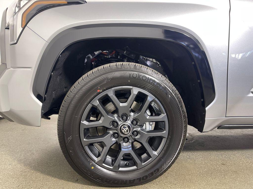 new 2026 Toyota Tundra Hybrid car, priced at $76,932