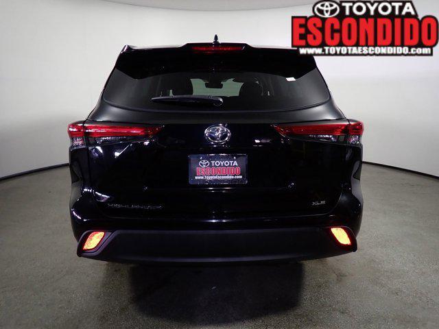 used 2022 Toyota Highlander car, priced at $31,977