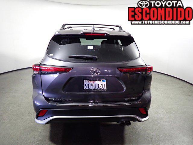 used 2023 Toyota Highlander car, priced at $42,998