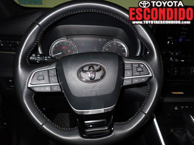 used 2023 Toyota Highlander car, priced at $42,998