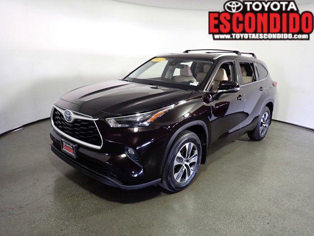 used 2022 Toyota Highlander Hybrid car, priced at $37,497