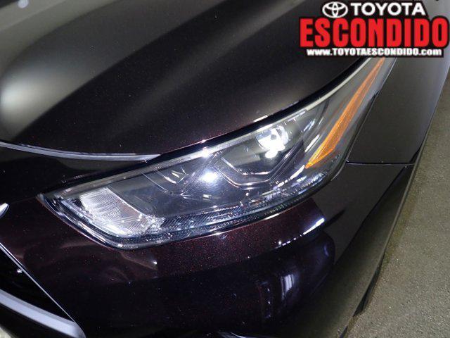 used 2022 Toyota Highlander Hybrid car, priced at $37,497